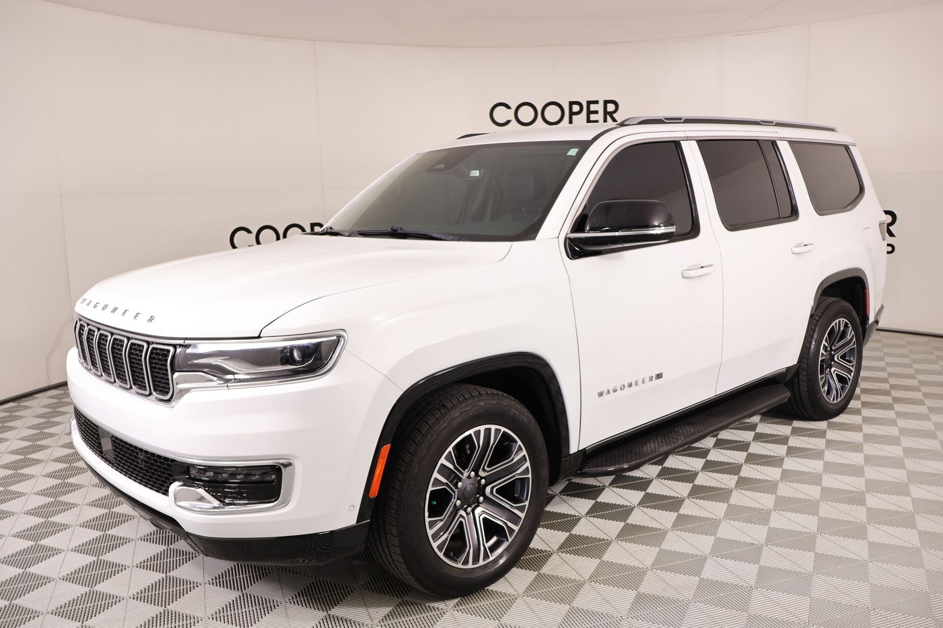 2023 Jeep Wagoneer Series II