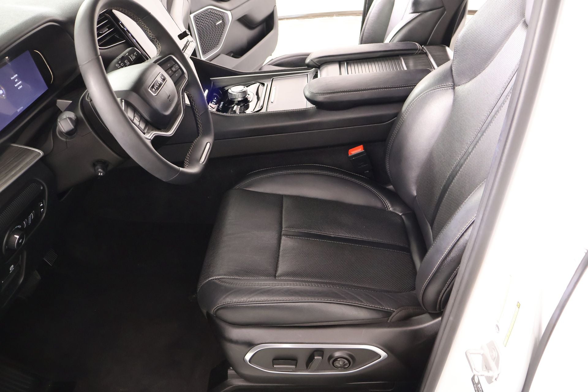 2023 Jeep Wagoneer Series II