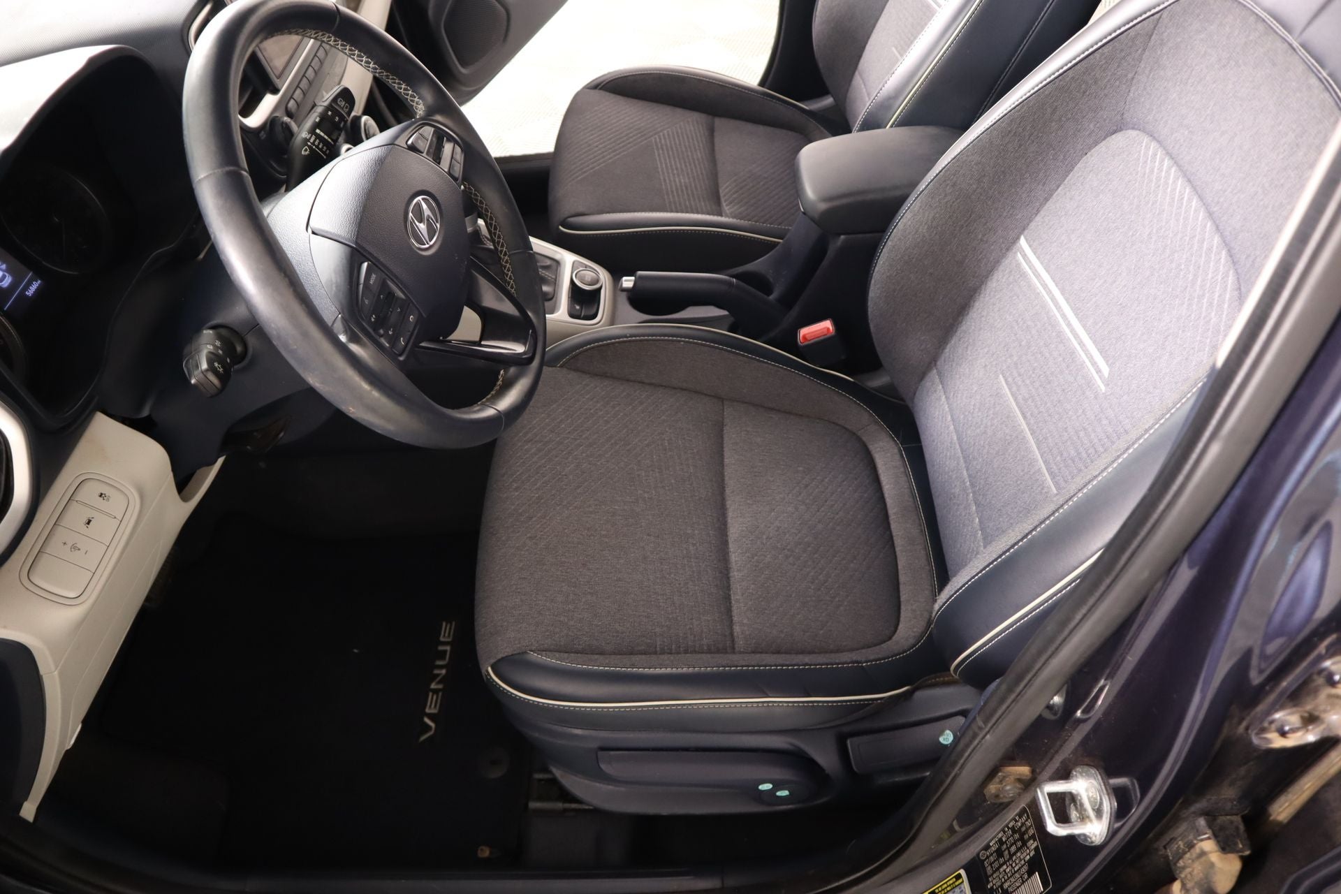 2022 Hyundai Venue Limited