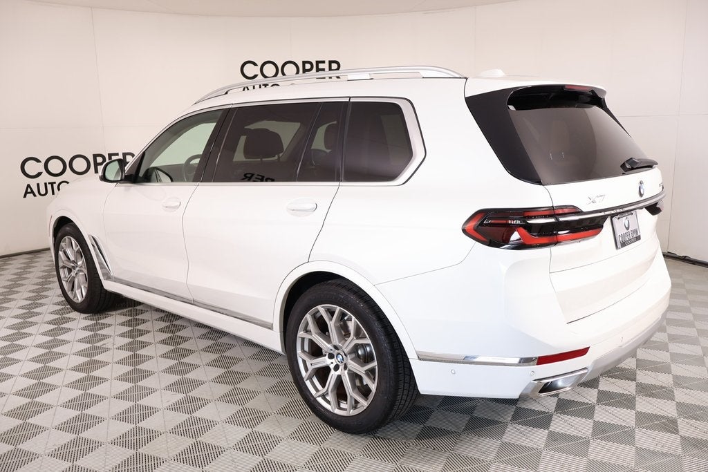 2024 BMW X7 xDrive40i