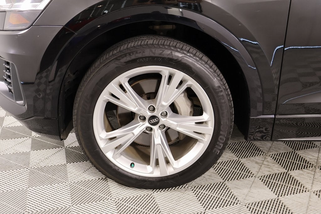 2022 Audi Q8 55 Premium Plus quattro