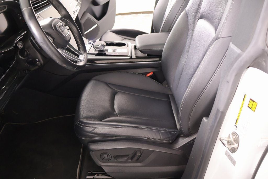 2021 Audi Q8 55 Prestige quattro