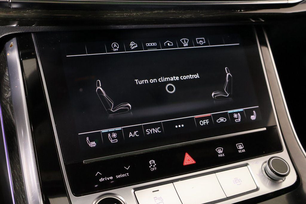 2021 Audi Q8 55 Prestige quattro