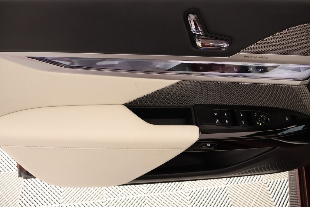 2024 BMW 7 Series 760i xDrive M Sport PRO