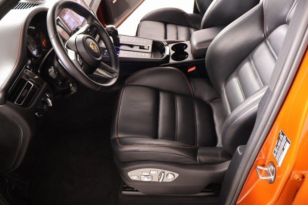 2025 Porsche Macan S