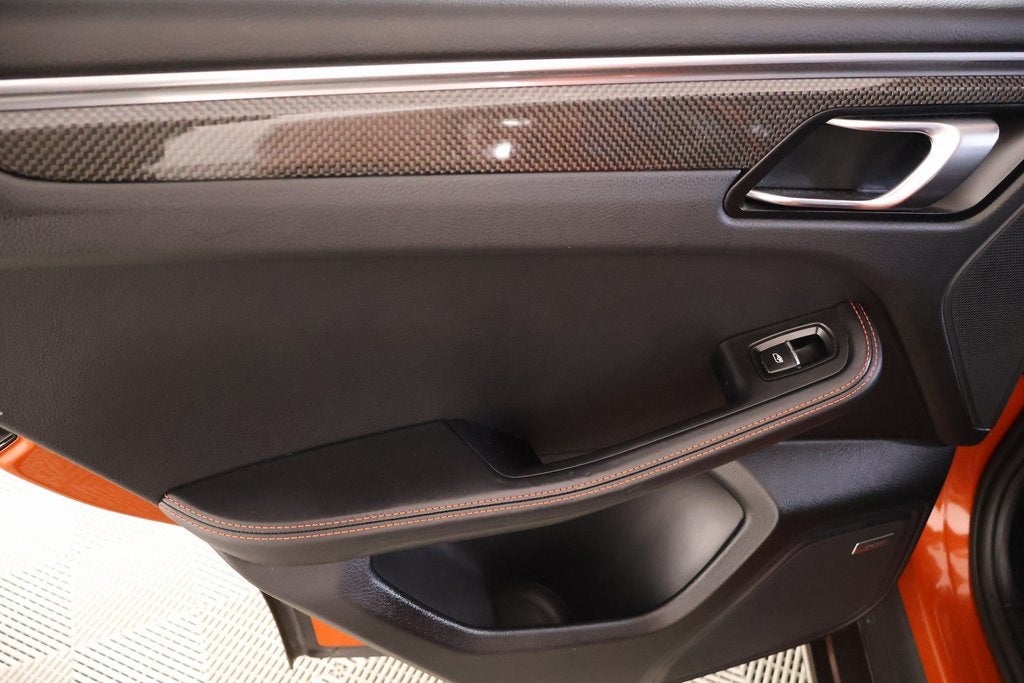 2025 Porsche Macan S