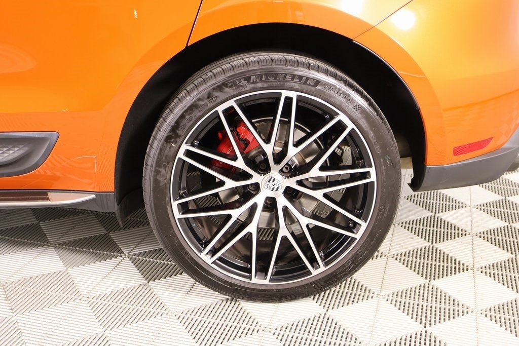 2025 Porsche Macan S