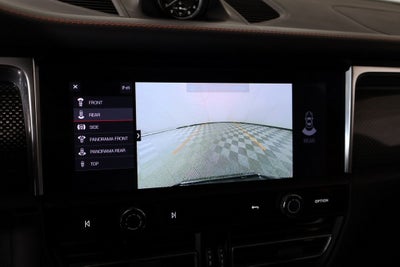 2025 Porsche Macan S