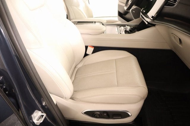 2023 Jeep Wagoneer Series II