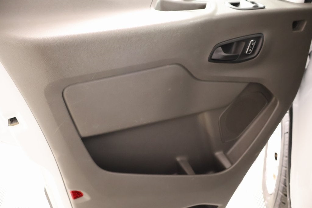 2023 Ford Transit Passenger Wagon XLT