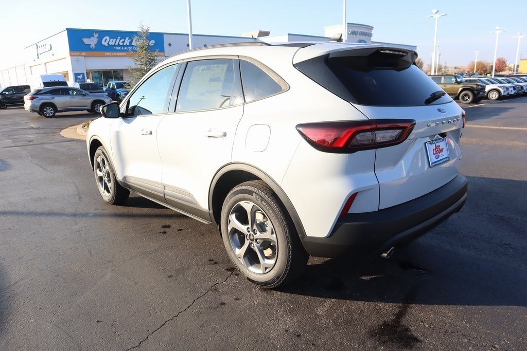 2026 Ford Escape ST-Line Select