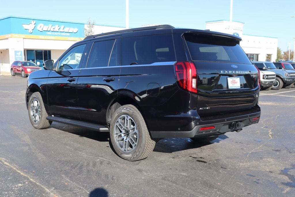2025 Ford Expedition Active