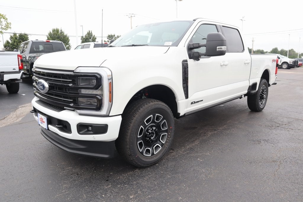 2025 Ford Super Duty F-250 SRW Platinum