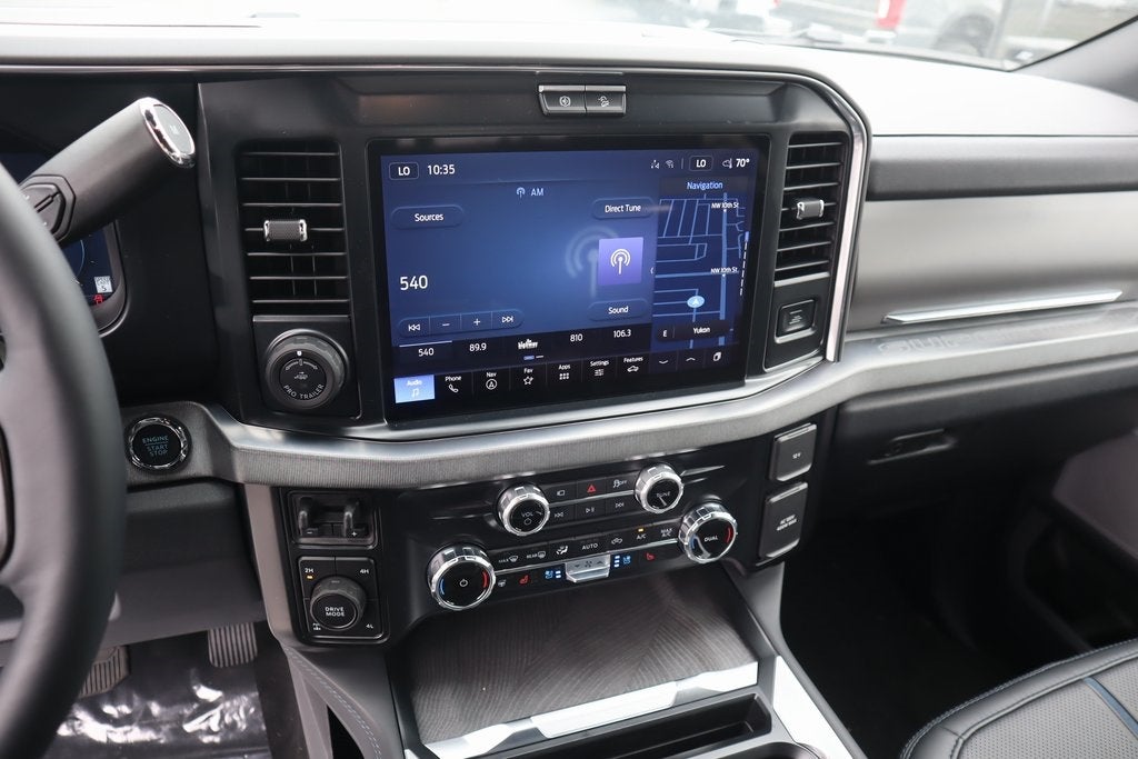 2025 Ford Super Duty F-250 SRW Platinum