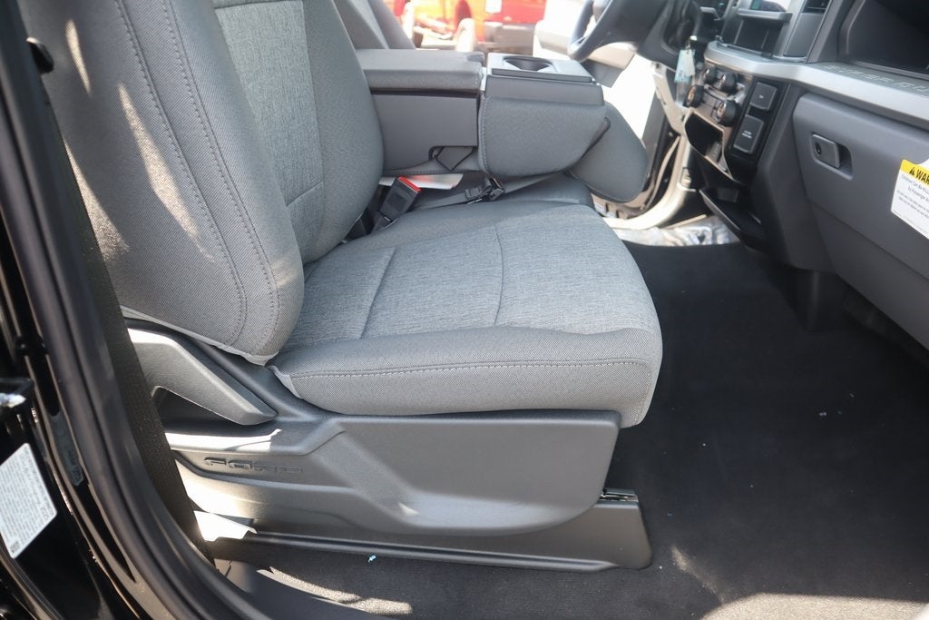 2025 Ford Super Duty F-250 SRW XL