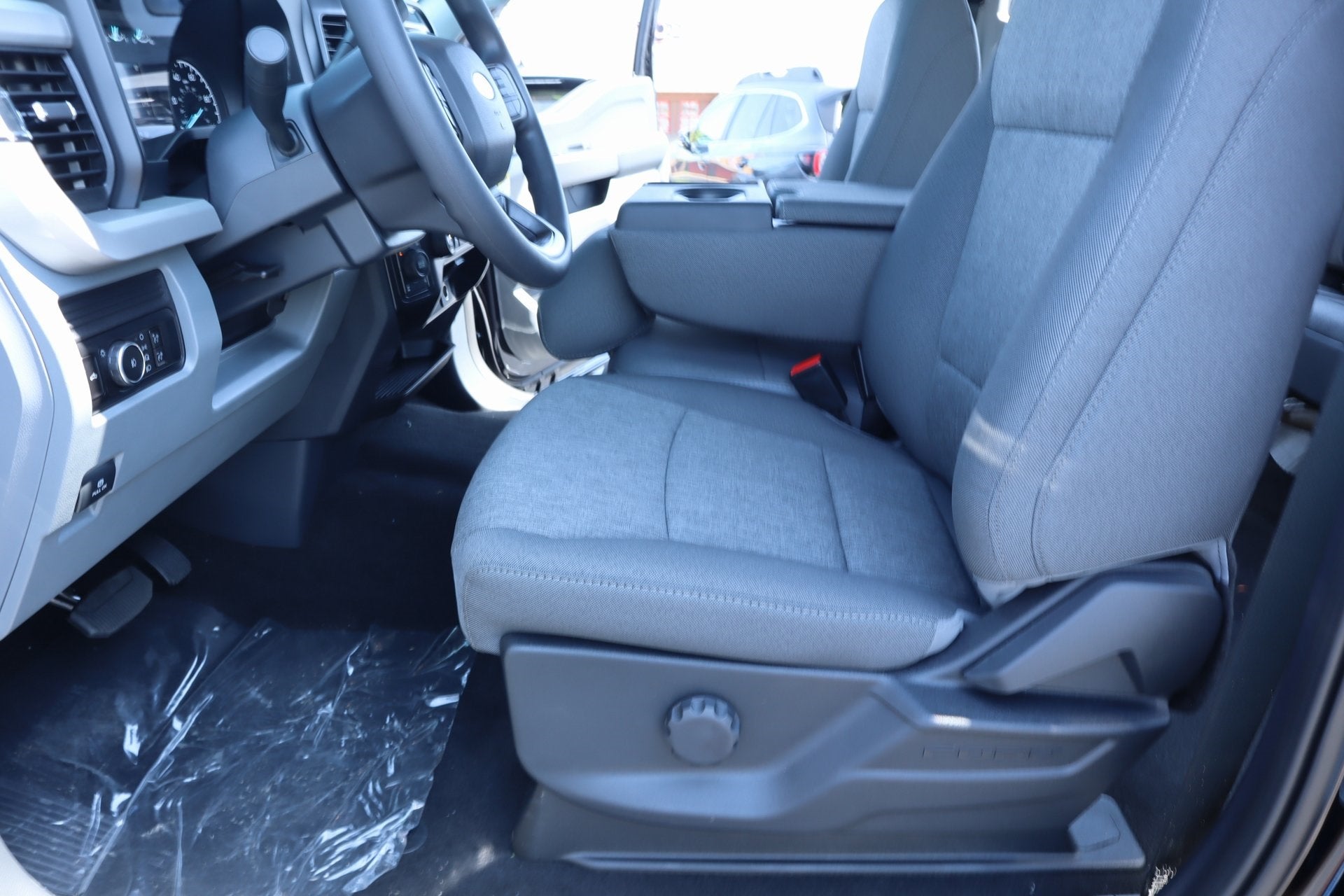 2025 Ford Super Duty F-250 SRW XL