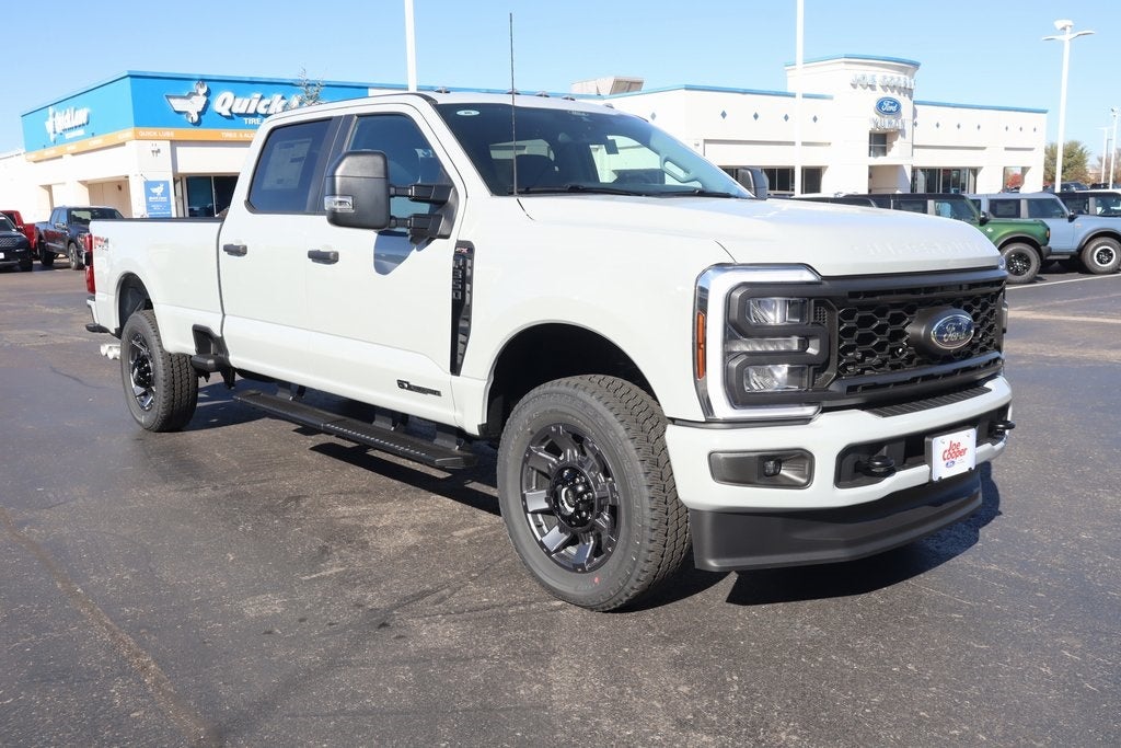 2026 Ford Super Duty F-350 SRW XL