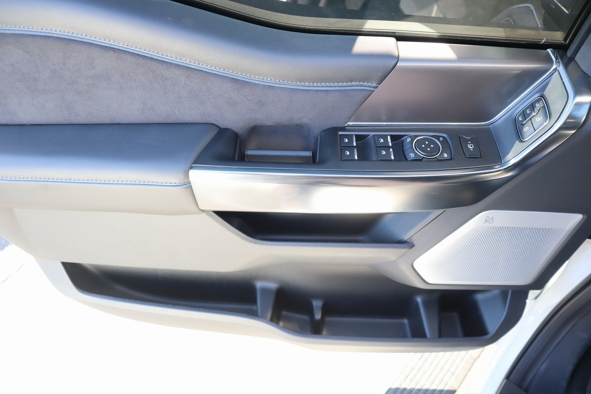 2026 Ford Super Duty F-350 DRW Platinum