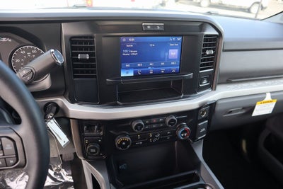 2026 Ford Super Duty F-350 DRW XLT