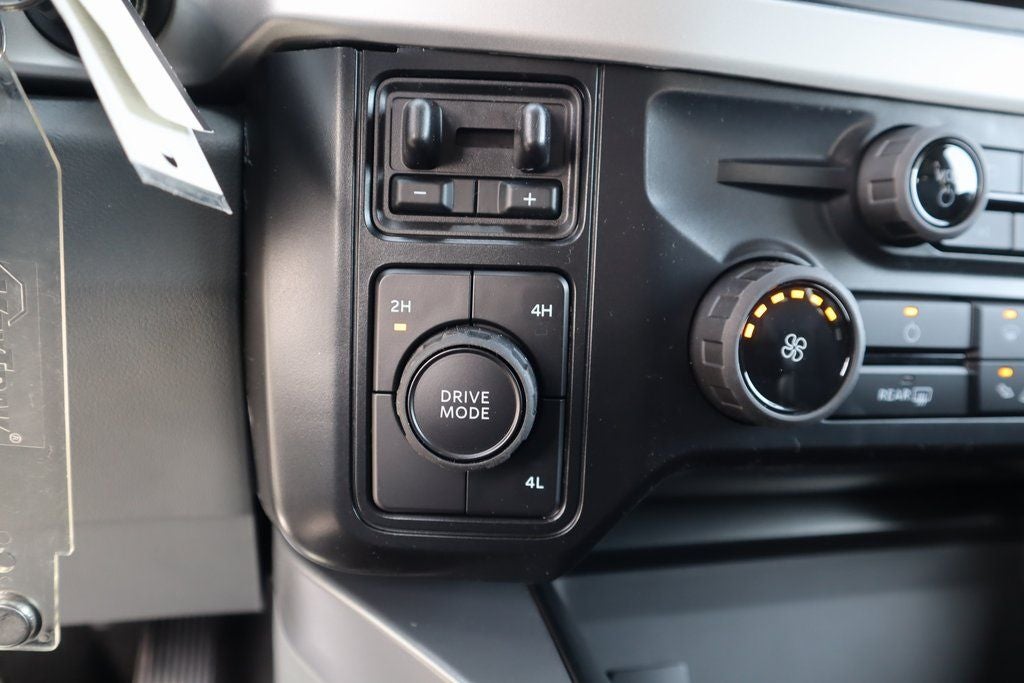 2026 Ford Super Duty F-350 DRW XLT