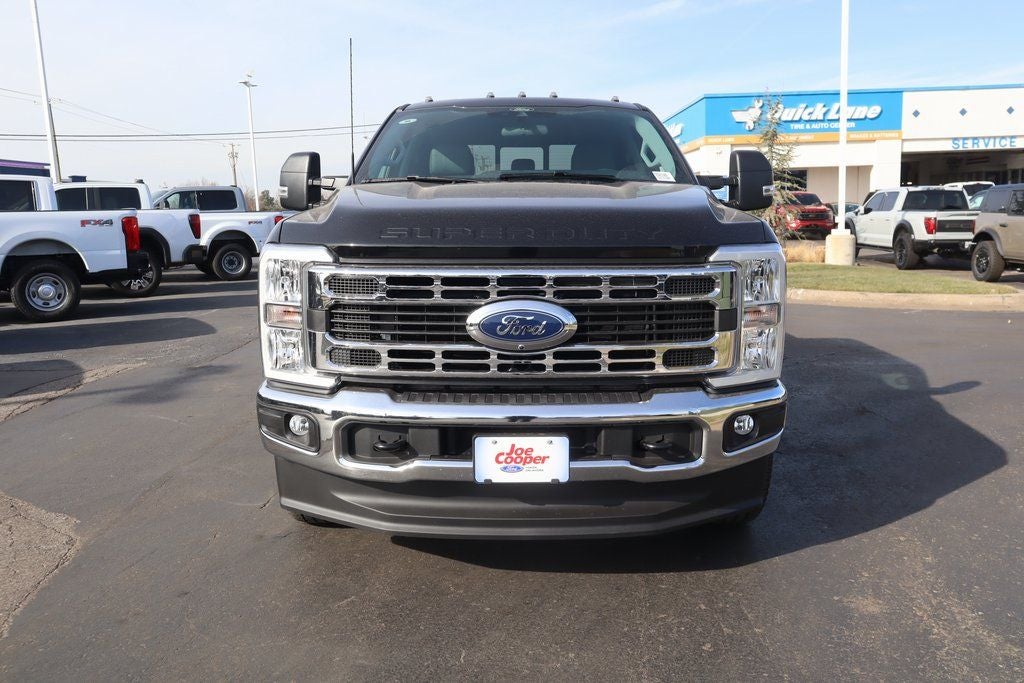 2026 Ford Super Duty F-350 DRW XLT