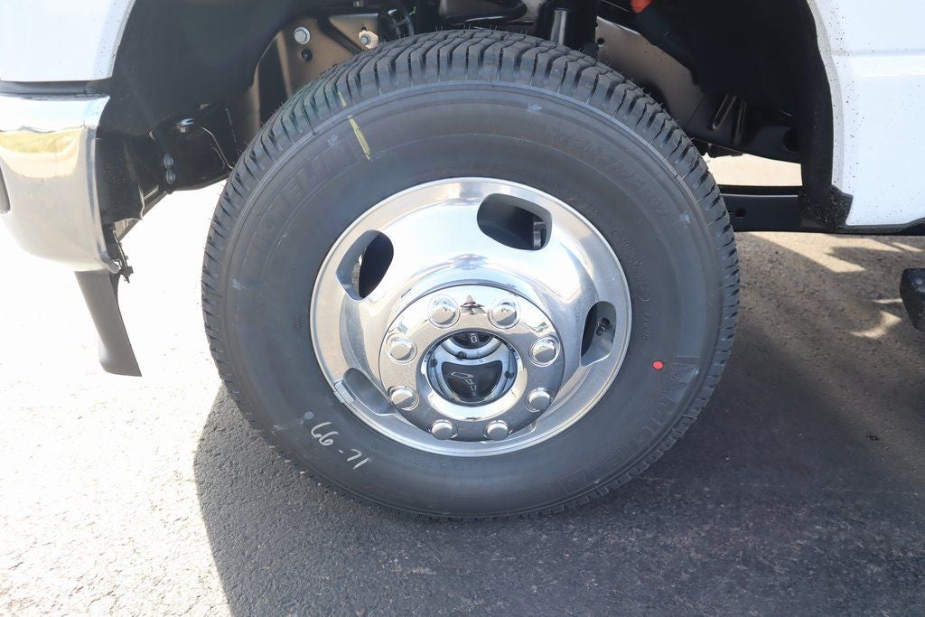 2026 Ford Super Duty F-350 DRW XLT