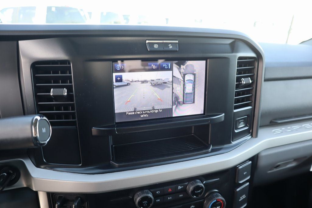 2026 Ford Super Duty F-350 DRW XLT