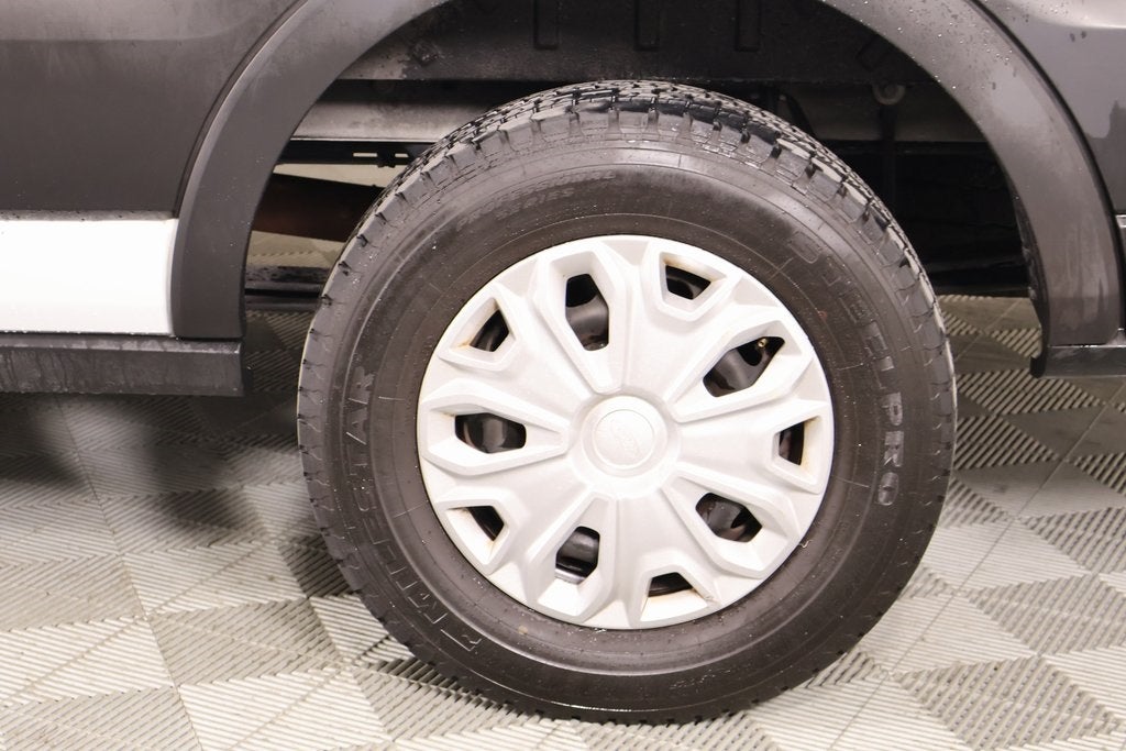 2023 Ford Transit Passenger Wagon XLT