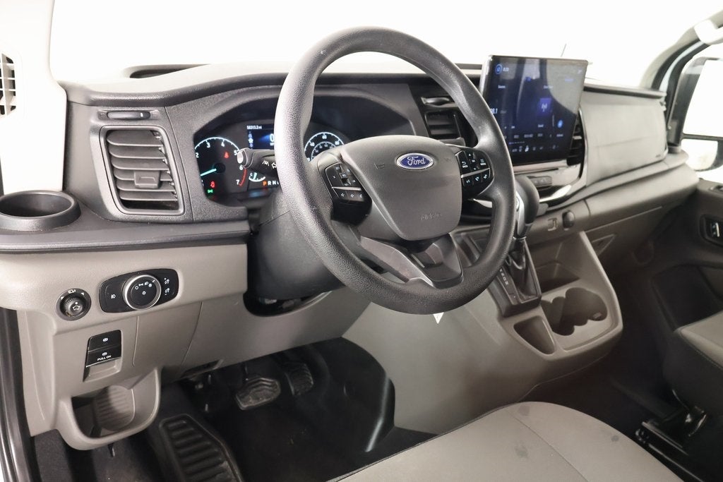 2023 Ford Transit Passenger Wagon XLT