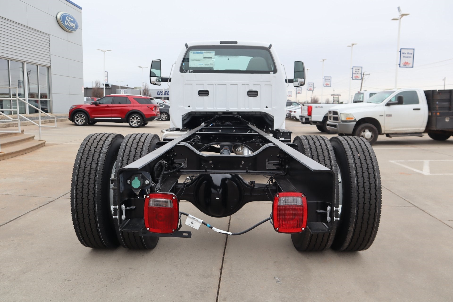 2025 Ford F-750SD Base