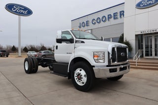 2025 Ford F-750SD Base