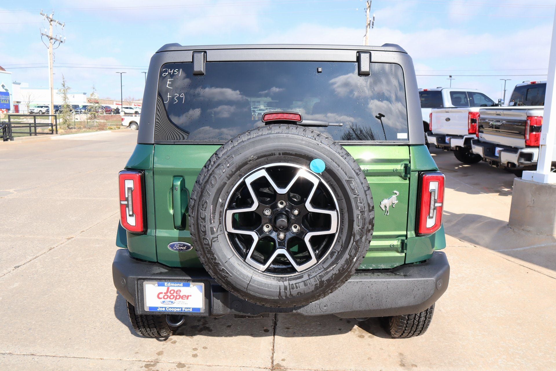 2025 Ford Bronco Outer Banks