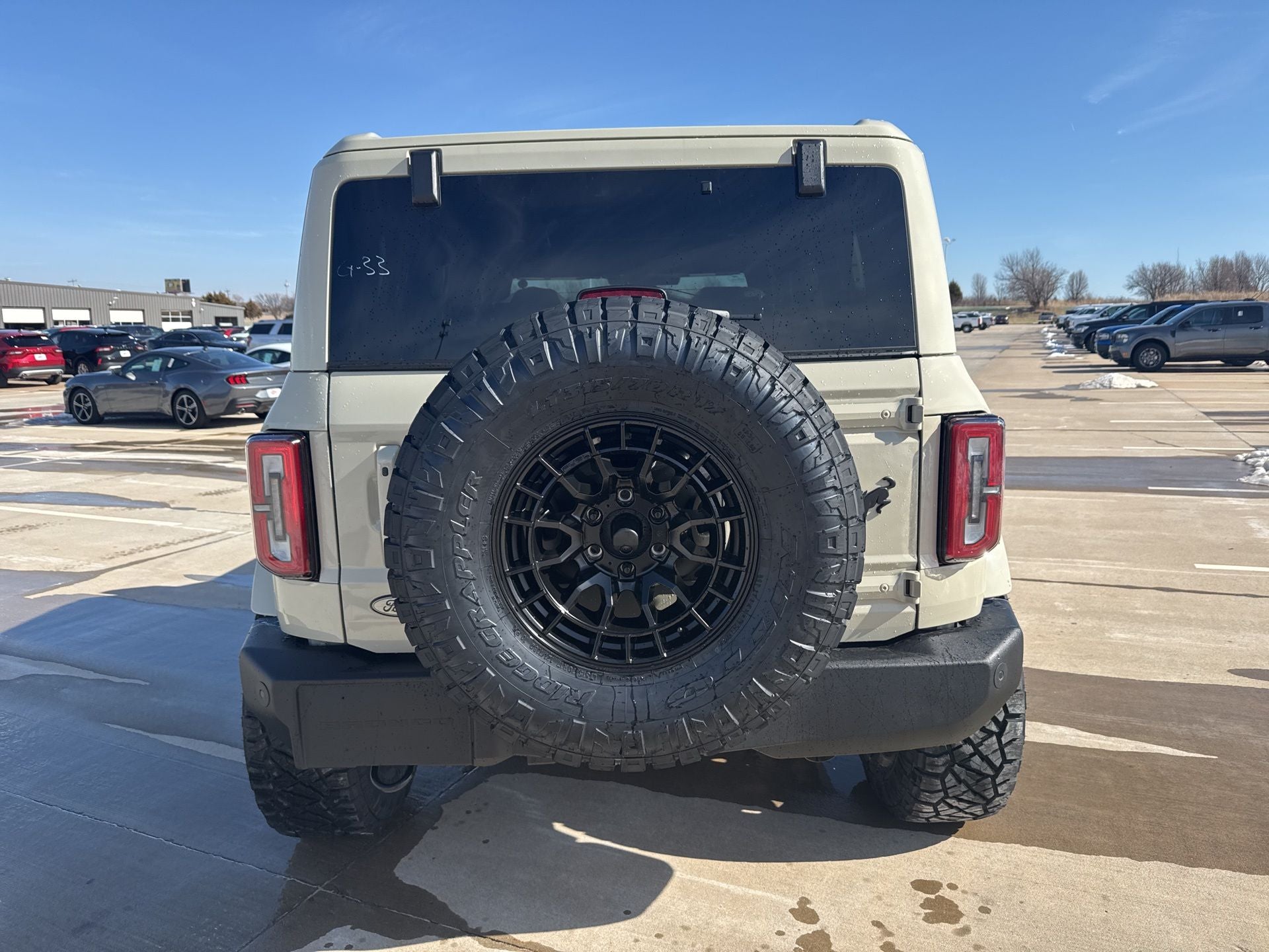 2025 Ford Bronco Outer Banks