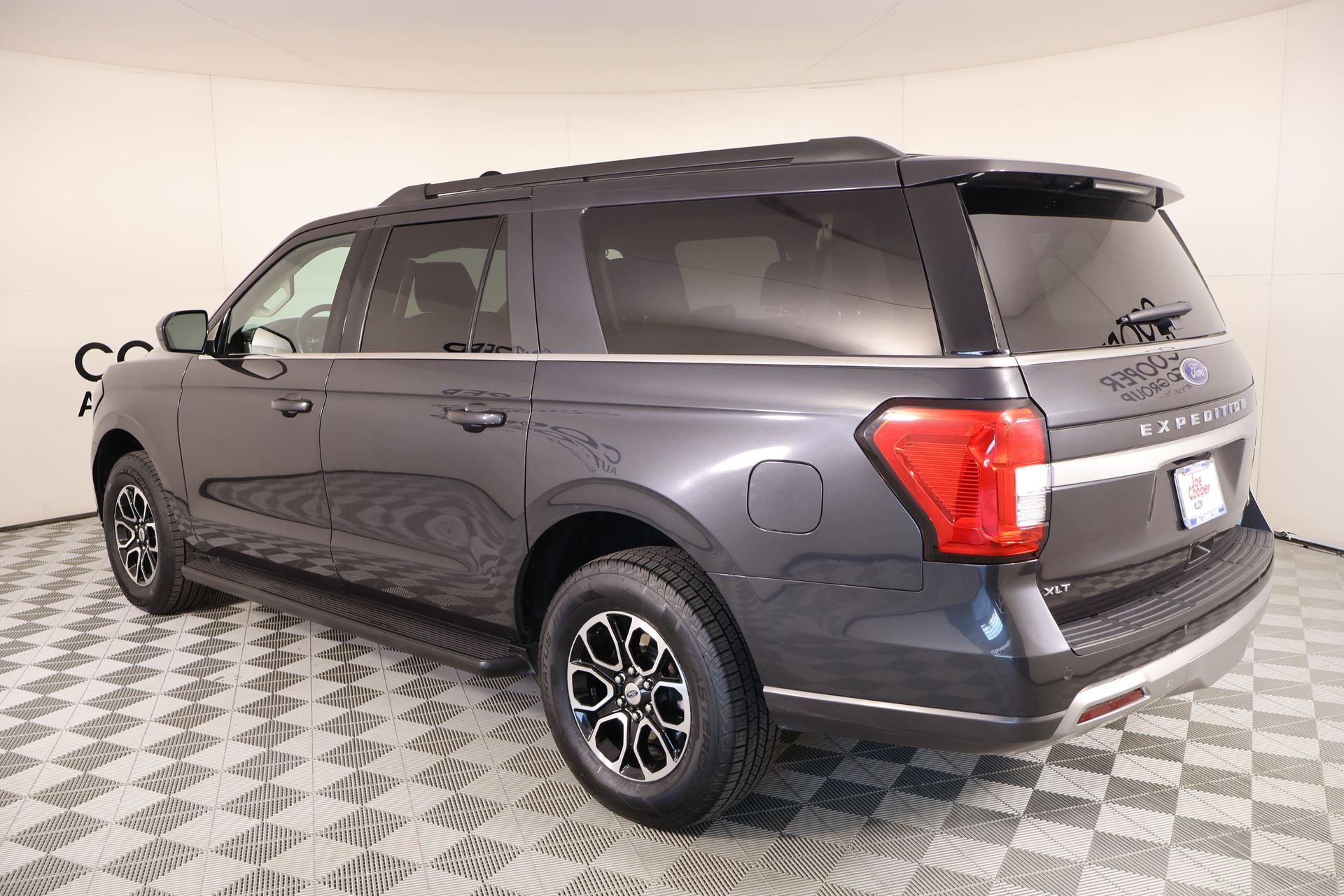 2024 Ford Expedition Max XLT