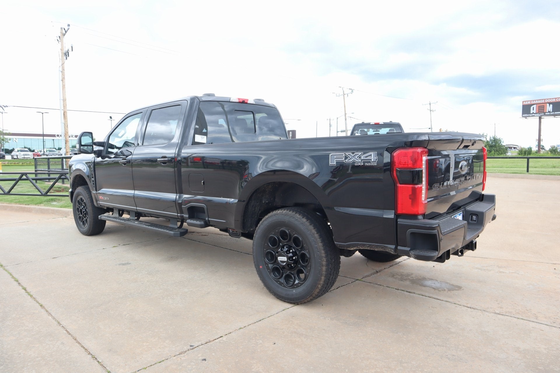 2025 Ford Super Duty F-350 SRW Lariat