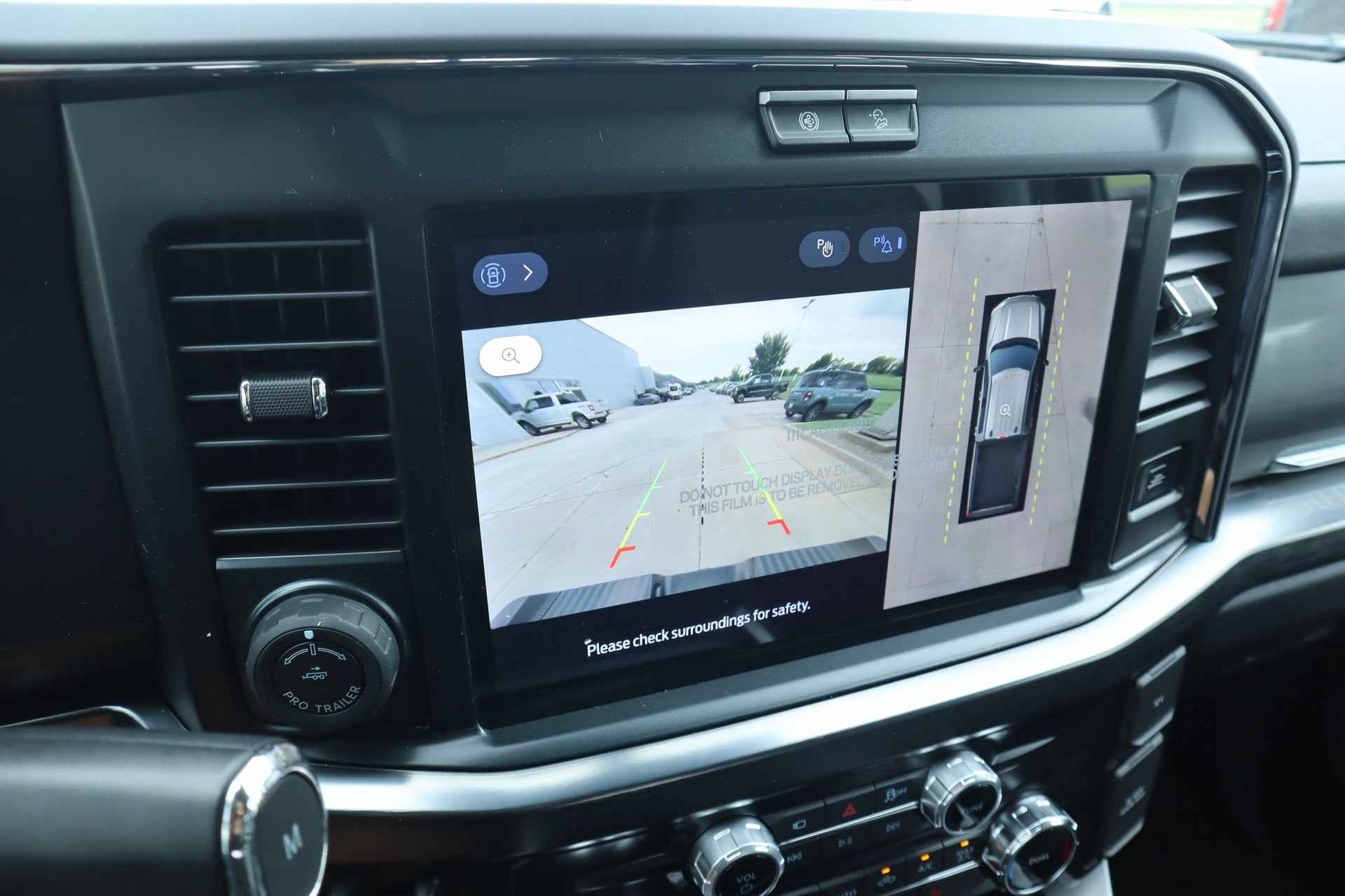 2025 Ford Super Duty F-350 SRW Lariat