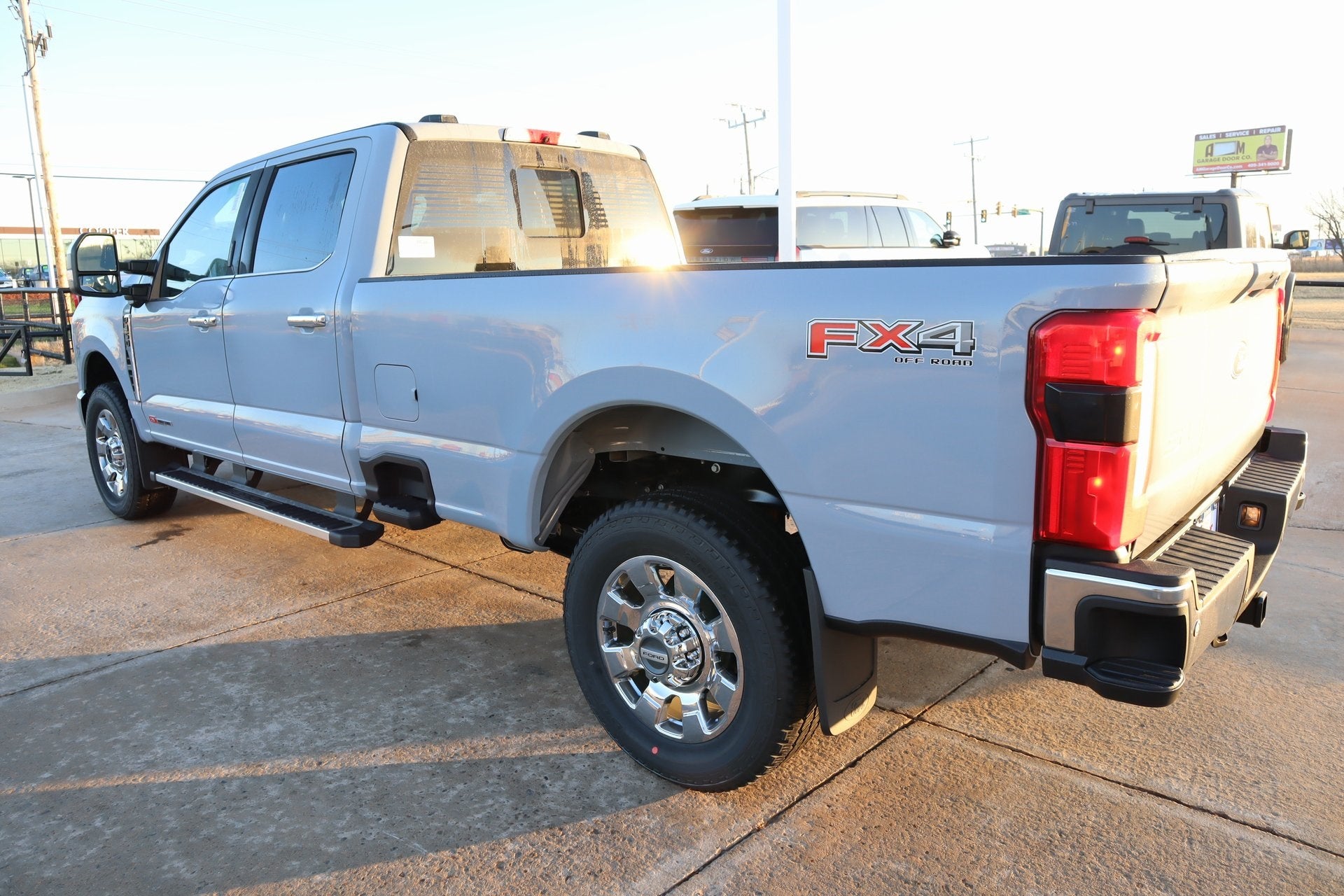 2026 Ford Super Duty F-350 SRW Lariat