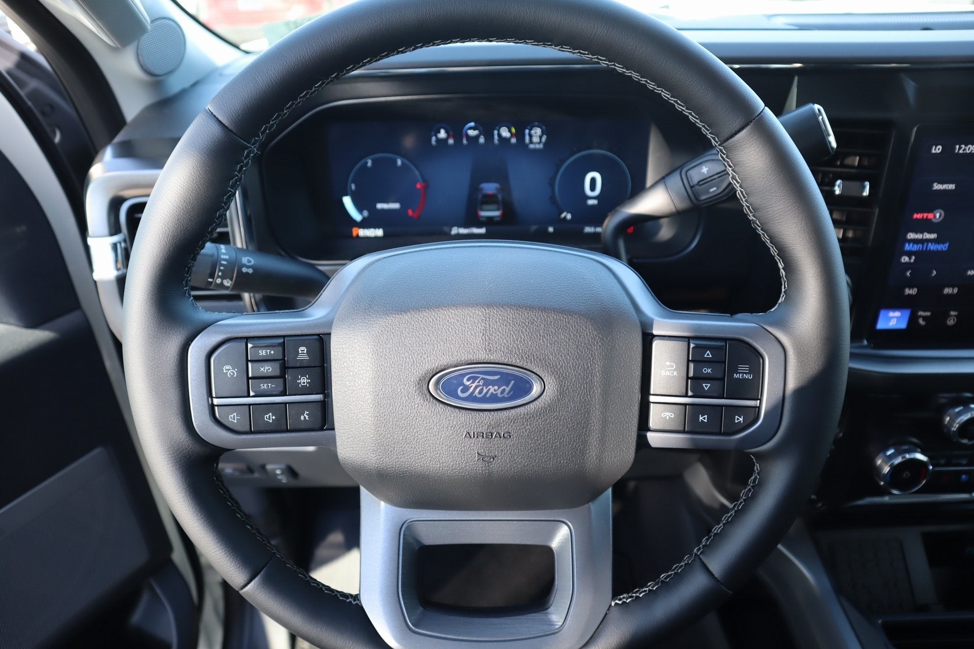 2026 Ford Super Duty F-350 SRW Lariat