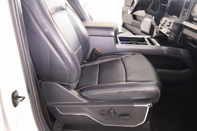 2024 Ford Super Duty F-350 DRW Lariat DRW