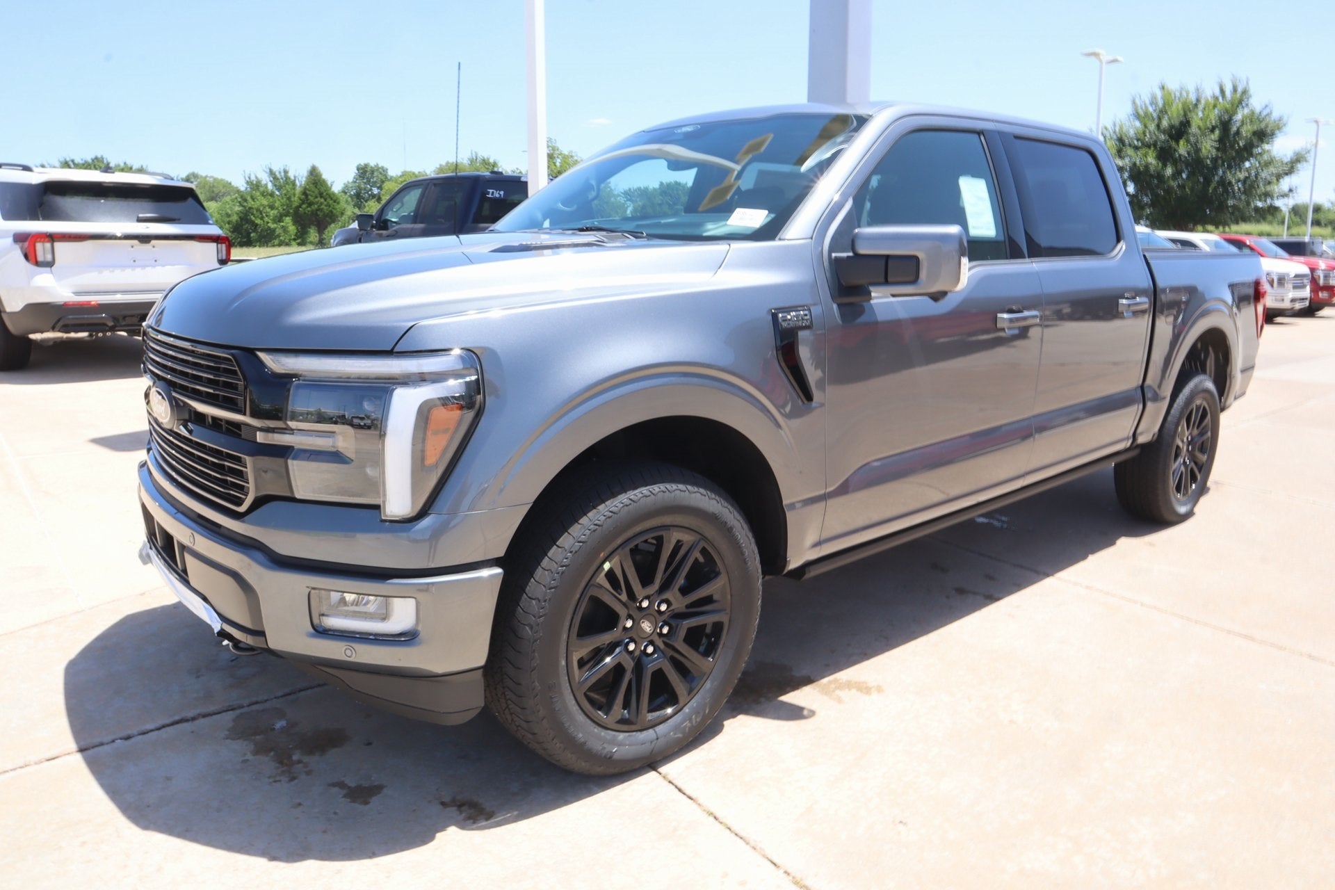 2025 Ford F-150 Platinum