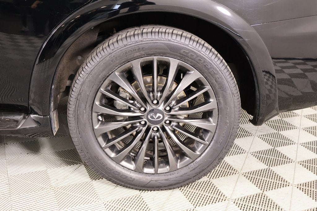 2022 INFINITI QX80 Premium Select