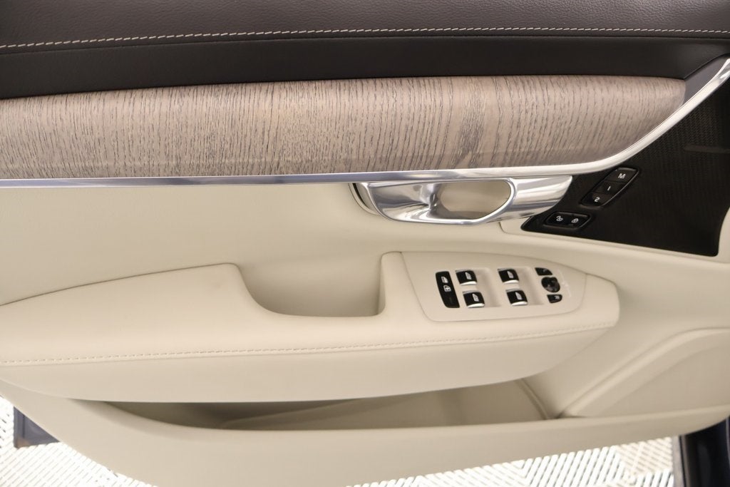 2024 Volvo S90 Recharge Plug-In Hybrid Ultimate