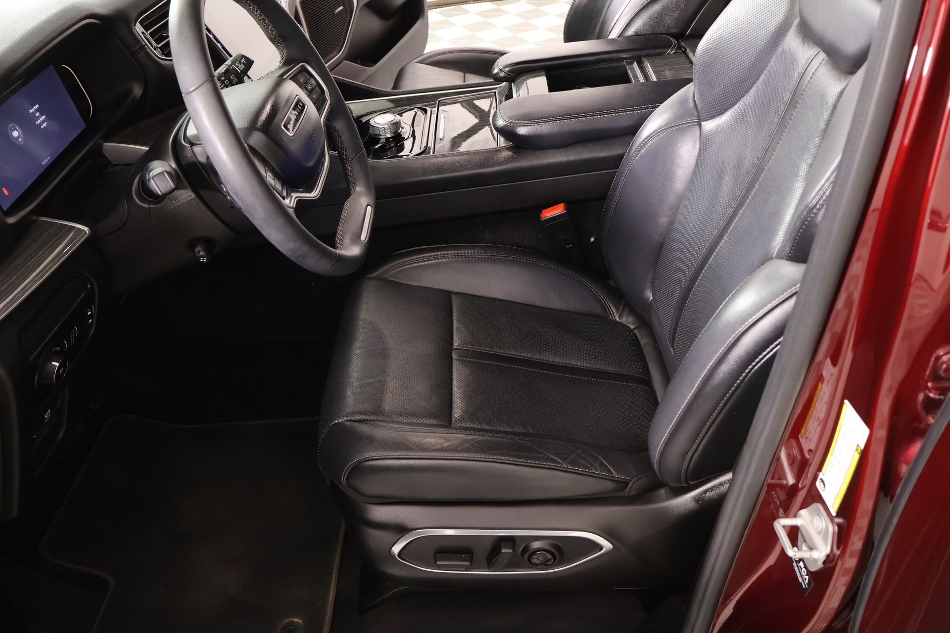 2022 Jeep Wagoneer Series II