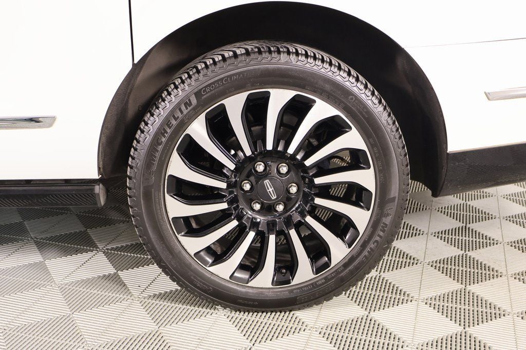 2023 Lincoln Navigator L L Black Label