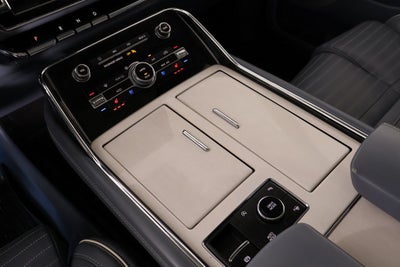 2019 Lincoln Navigator L Black Label