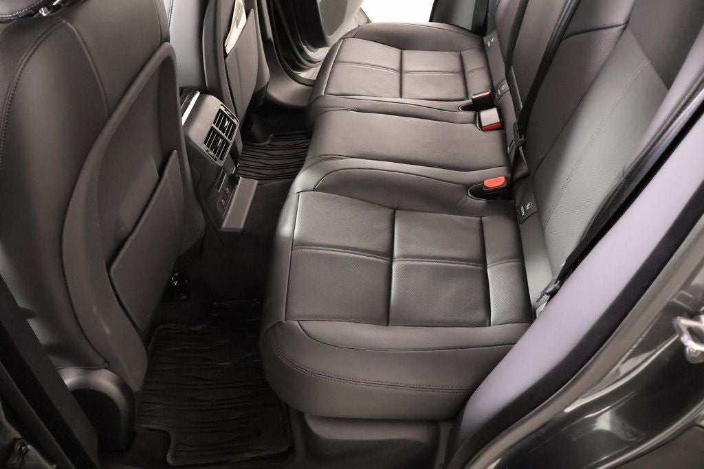 2026 Land Rover Range Rover Velar Dynamic SE