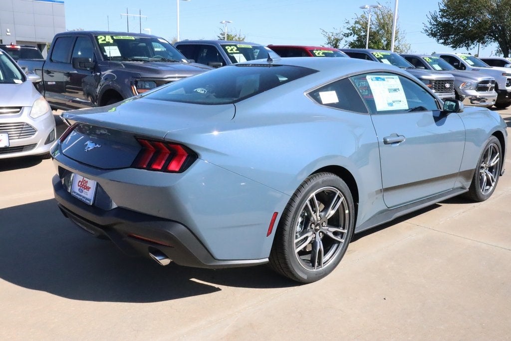 2025 Ford Mustang EcoBoost