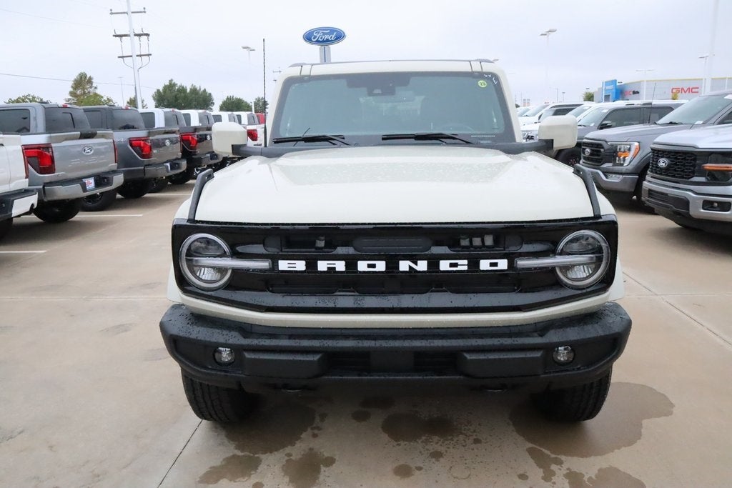 2025 Ford Bronco Outer Banks SERVICE LOANER