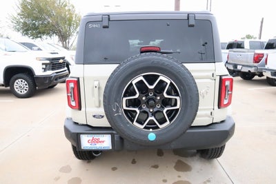 2025 Ford Bronco Outer Banks SERVICE LOANER
