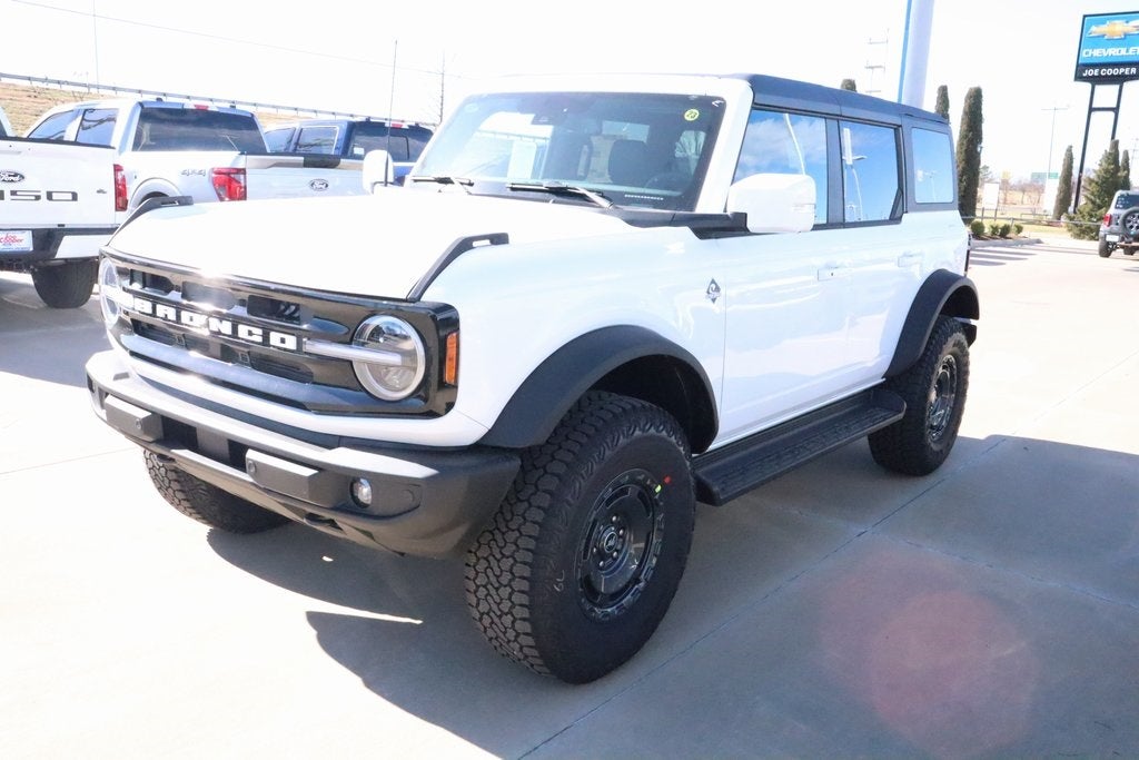 2025 Ford Bronco Outer Banks